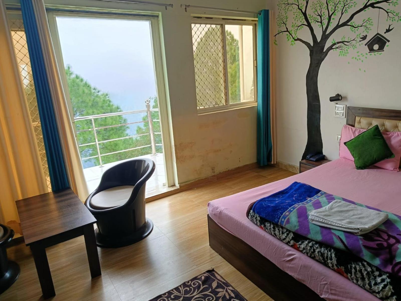 לנסדאון Joshi Holiday Home Stay מראה חיצוני תמונה